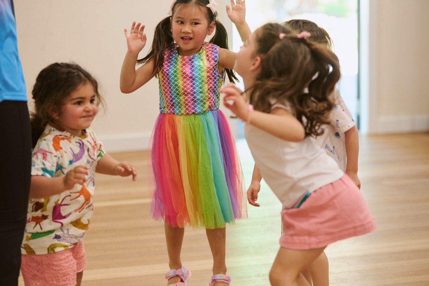 Bright Stars mini movers Image Children participating in a Bright Stars Dance movement class at a Sydney early learning centre.